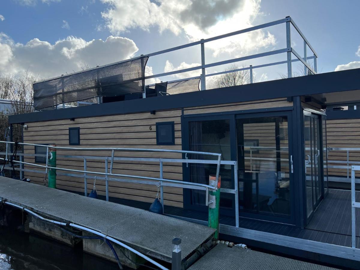 ווילהלמסהאבן Hausboot Resort Nordseekueste מראה חיצוני תמונה
