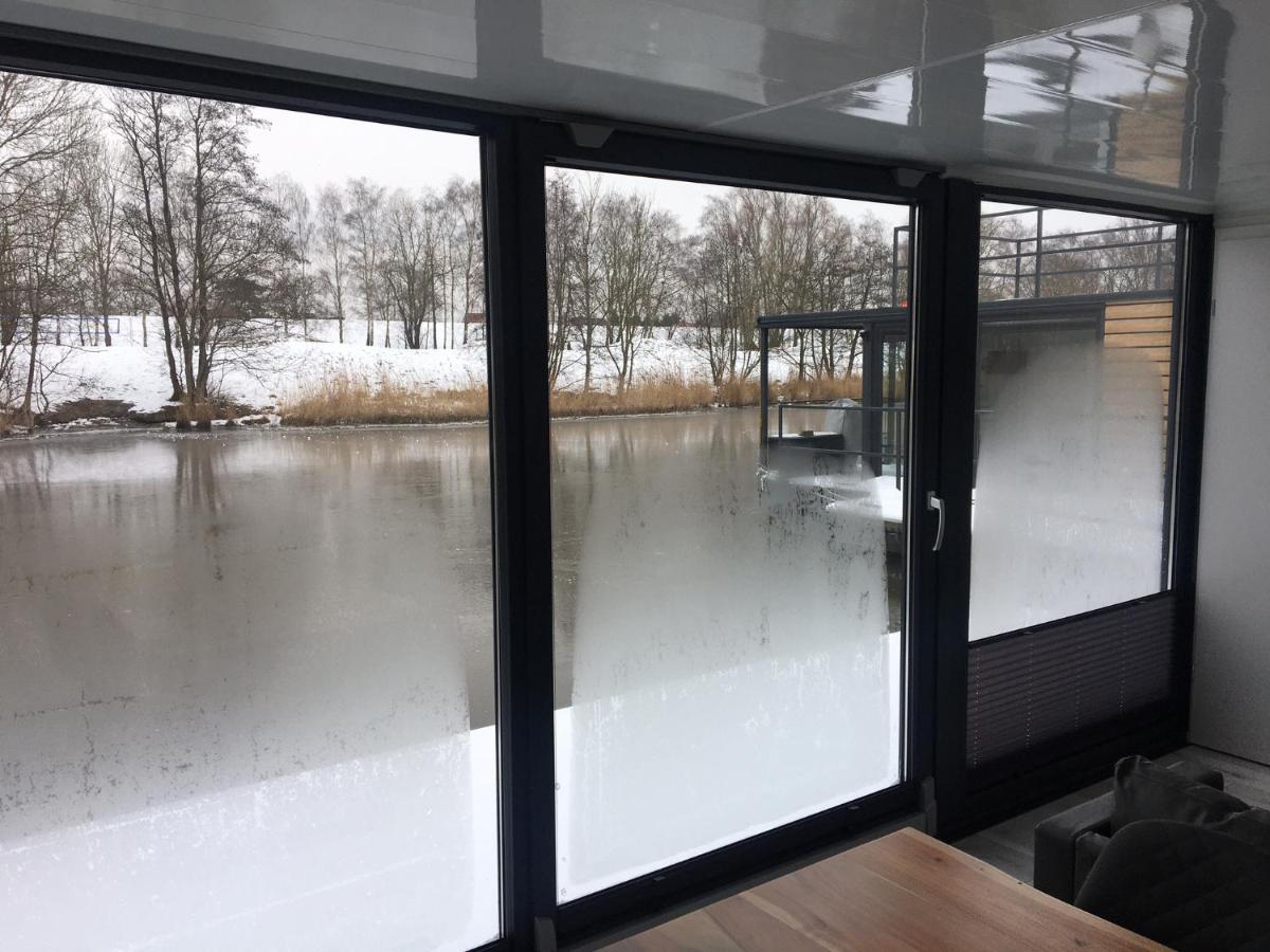 ווילהלמסהאבן Hausboot Resort Nordseekueste מראה חיצוני תמונה