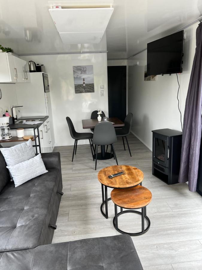 ווילהלמסהאבן Hausboot Resort Nordseekueste מראה חיצוני תמונה