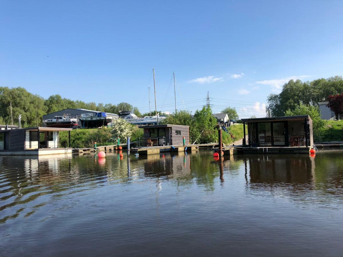 ווילהלמסהאבן Hausboot Resort Nordseekueste מראה חיצוני תמונה